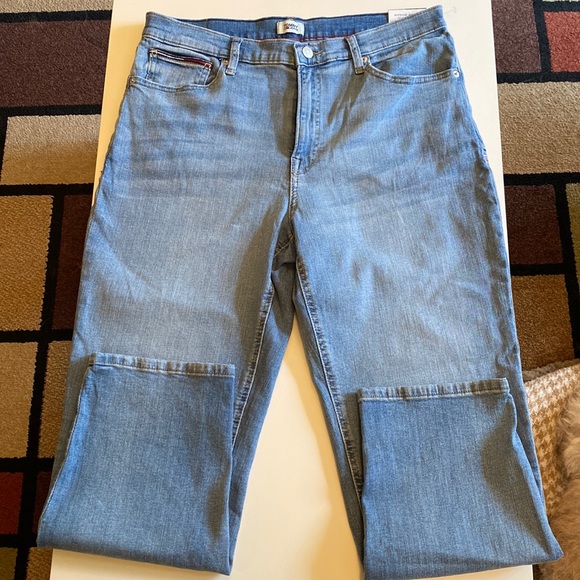 Tommy Hilfiger Boyfriend Jeans - Picture 2 of 9